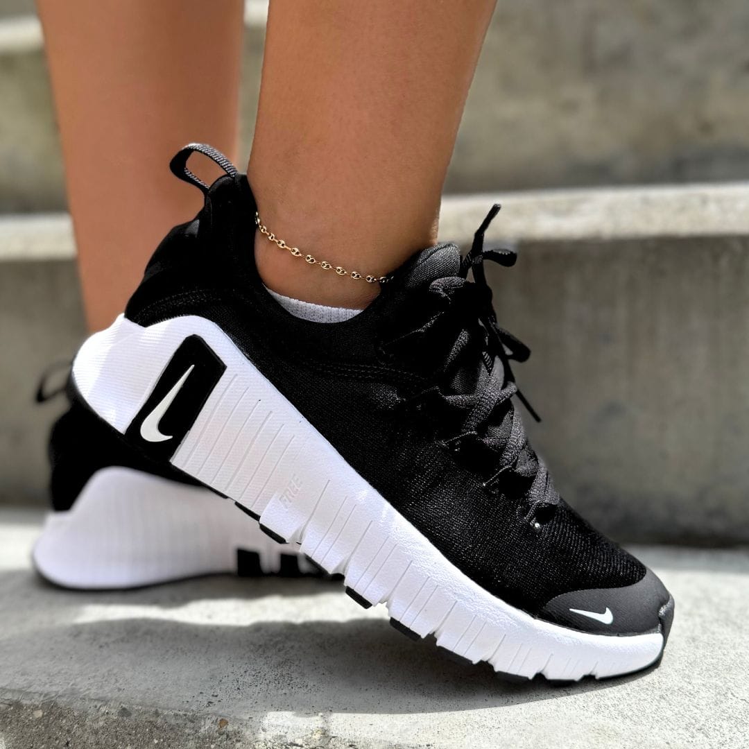 Metcom6 NIKE FREE METCOM 6 NEGRA BLANCA – La Sociedad del Sneaker