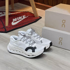 ON CLOUDULTRA 3 BLANCA NEGRA