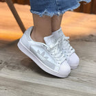 ADIDAS SUPERSTAR BLANCA GRIS LOGO